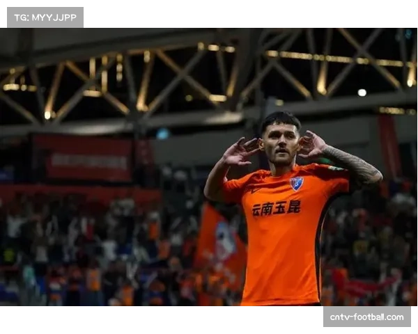 约尼查中场统治级表现 玉昆大胜泰山攻防节拍器